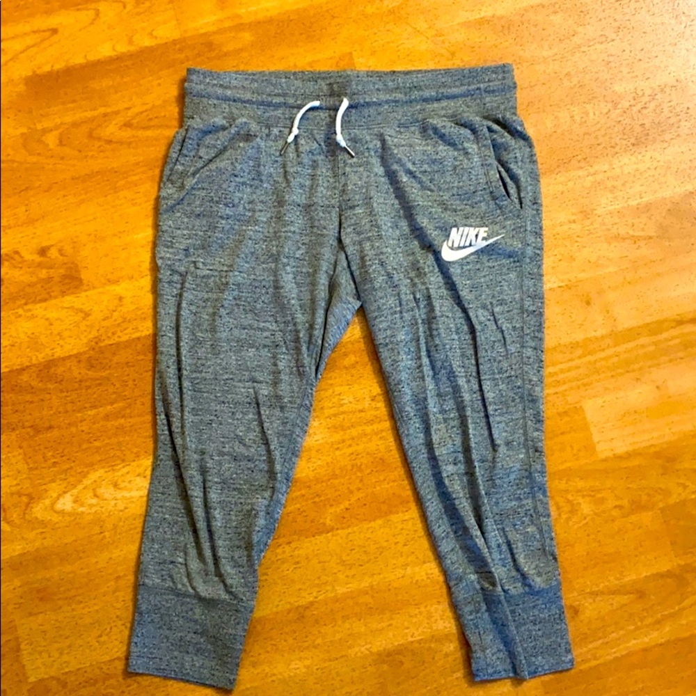 Nike ✨M✨ Joggers